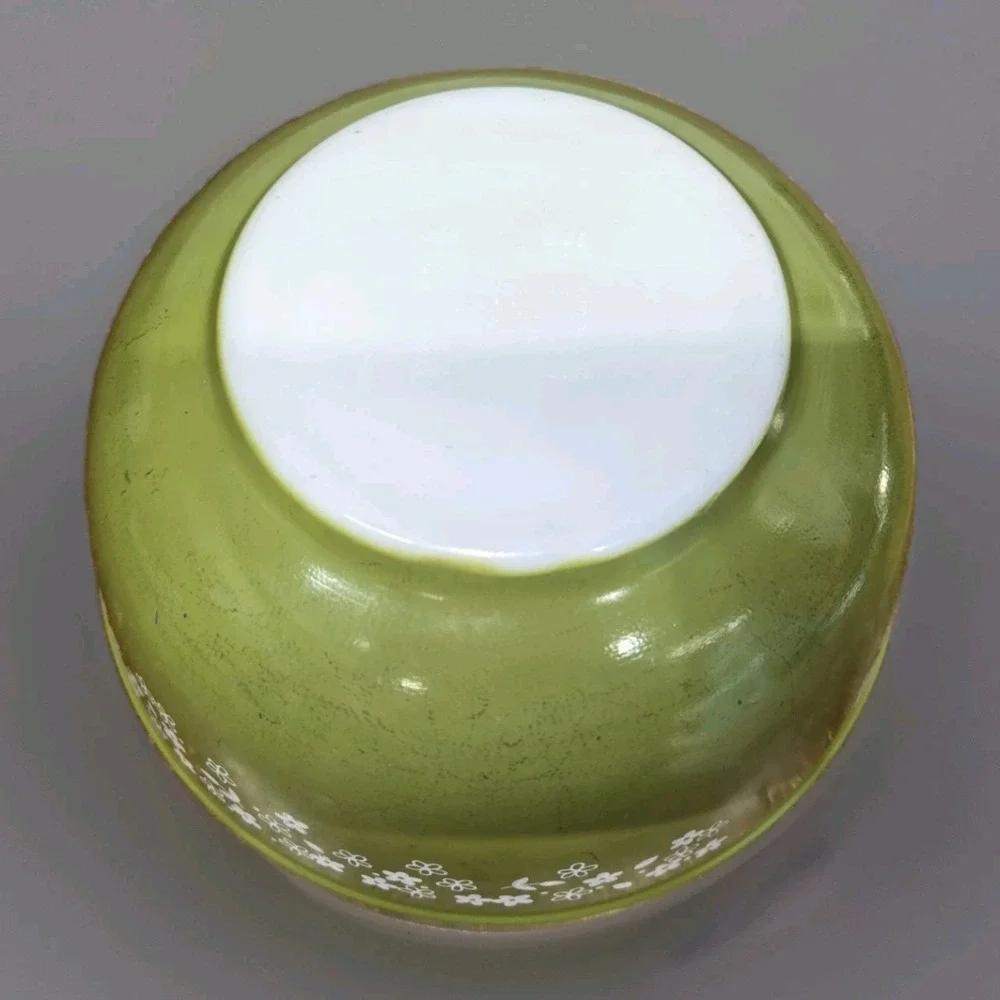 Vintage Pyrex Spring Blossom Crazy Daisy Green Mixing Bowls 401 402 403